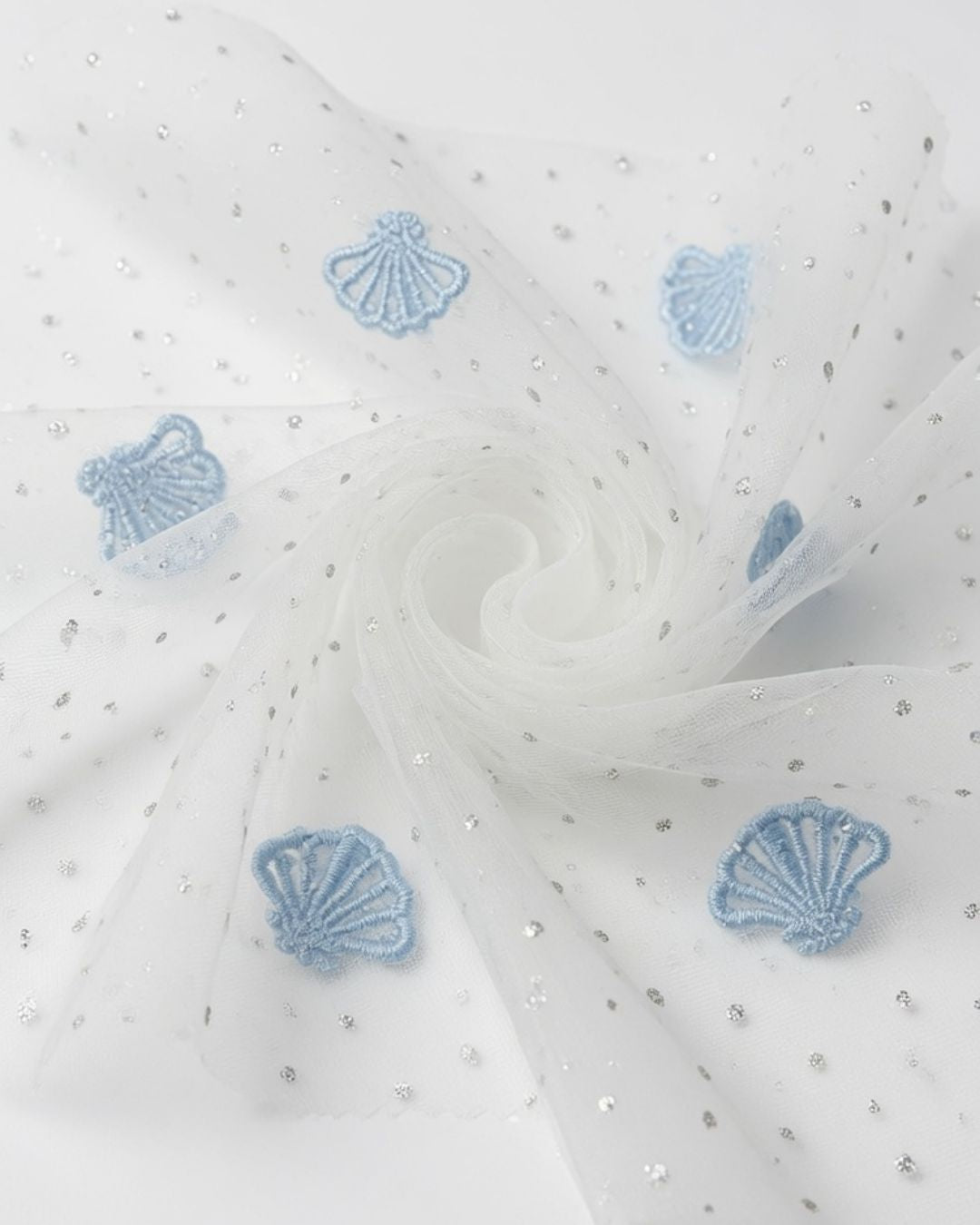 Rollo Tul Concha 100% Poliéster | 150 cm | Conchas Bordadas | 50 mts | XH68375