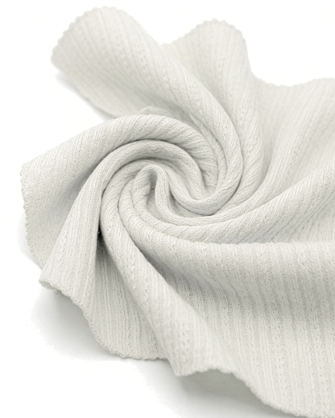 Rollo Punto Texturizado Blanco 65% Poliéster 35% Algodón | 155 cm | 50 mts | REF 3855-B2506