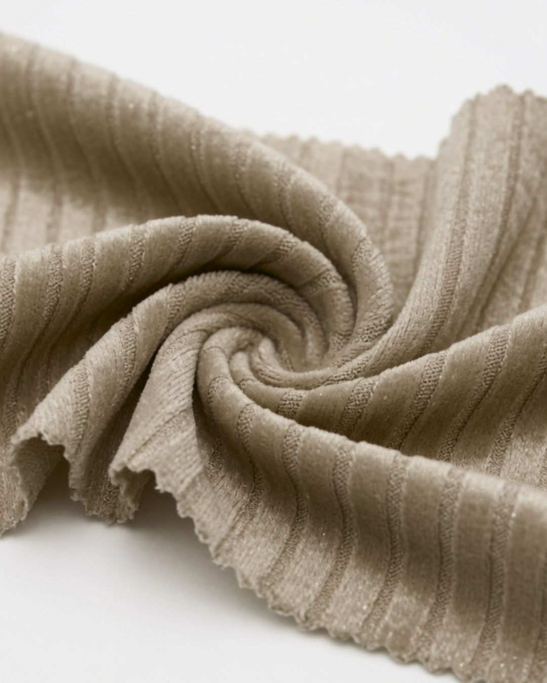 Rollo Canale Aterciopelado 46% Algodón | 165 cm | 220g | 50 mts | F-201