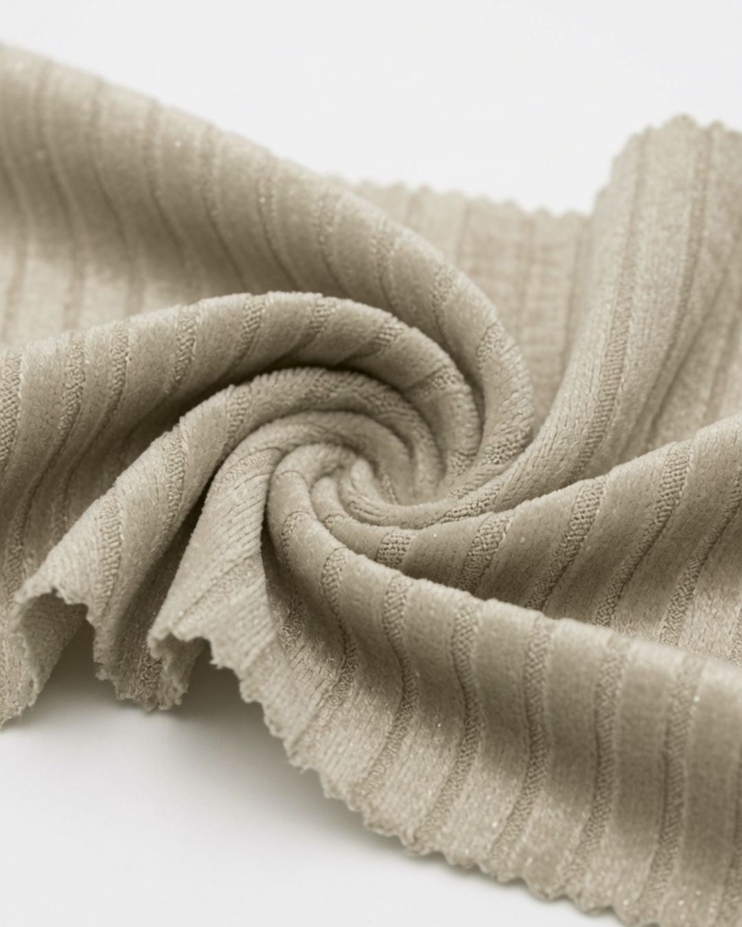 Rollo Canale Aterciopelado 46% Algodón | 165 cm | 220g | 50 mts | F-201