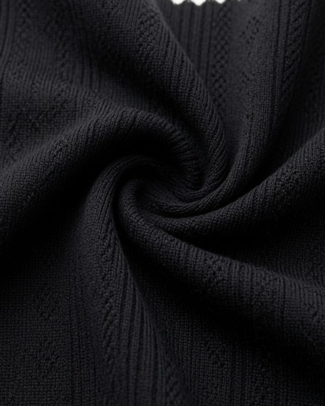 Rollo Punto Rombo 62% Poliéster 38% Algodón | 155 cm | 50 mts | SD1379