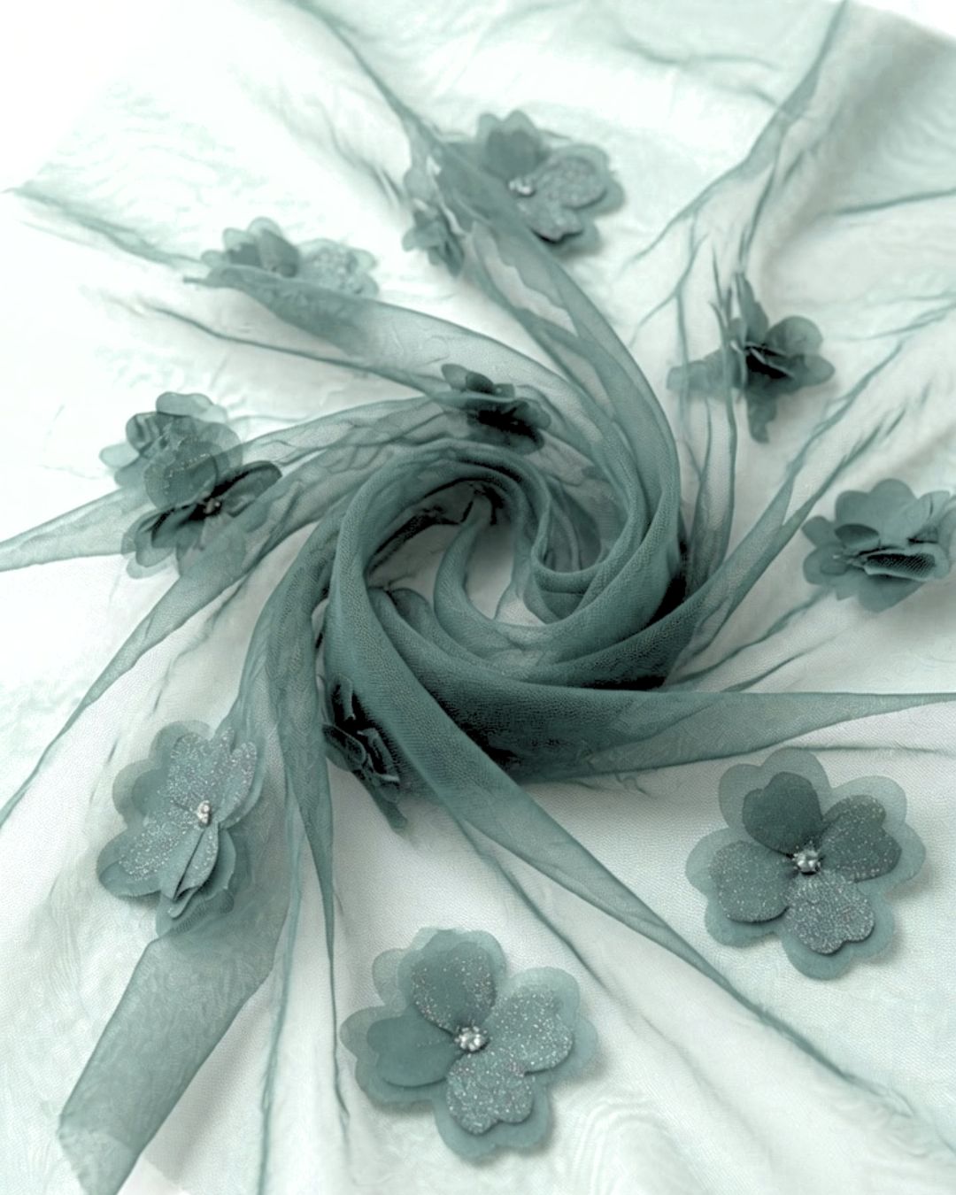Rollo de Tela Tul 3D Doble Flor 100% Poliéster 150cm - Ref. 2F (50 mts aprox)